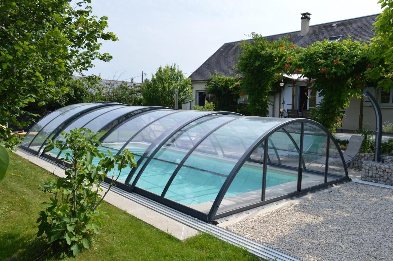 Au Coeur du Bien-Etre, gîte avec piscine chauffée et couverte, SPA, sauna, massages Monteaux Exterior foto